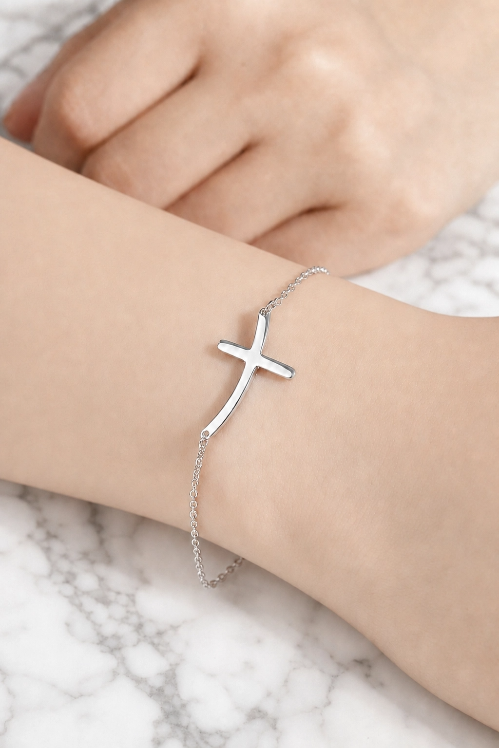 Dainty Cross